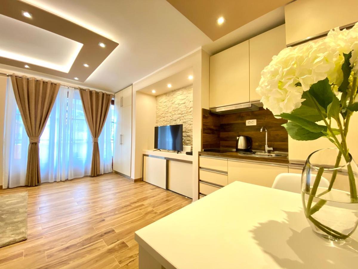 Villa Blanca Risan Eksteriør bilde