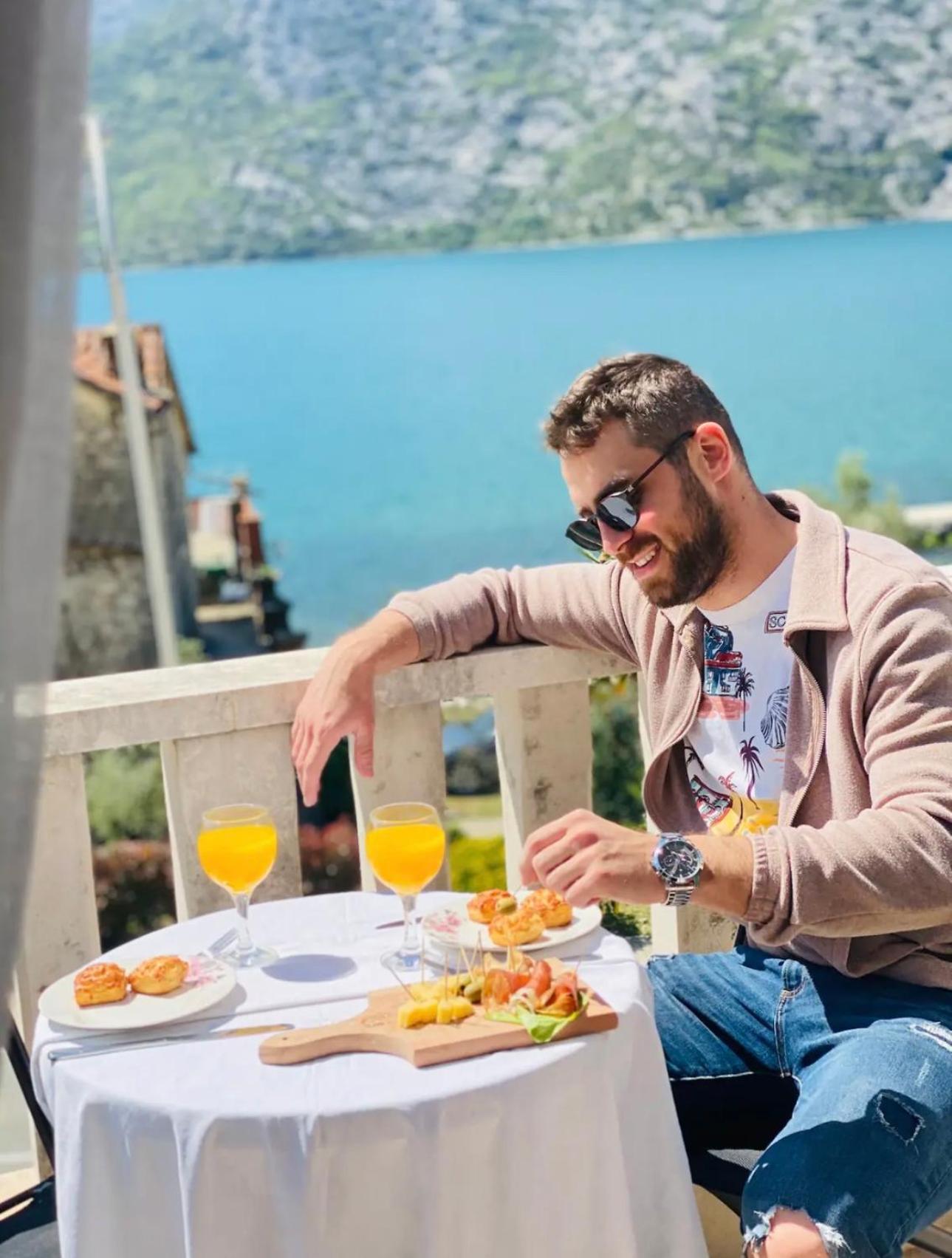 Villa Blanca Risan Eksteriør bilde